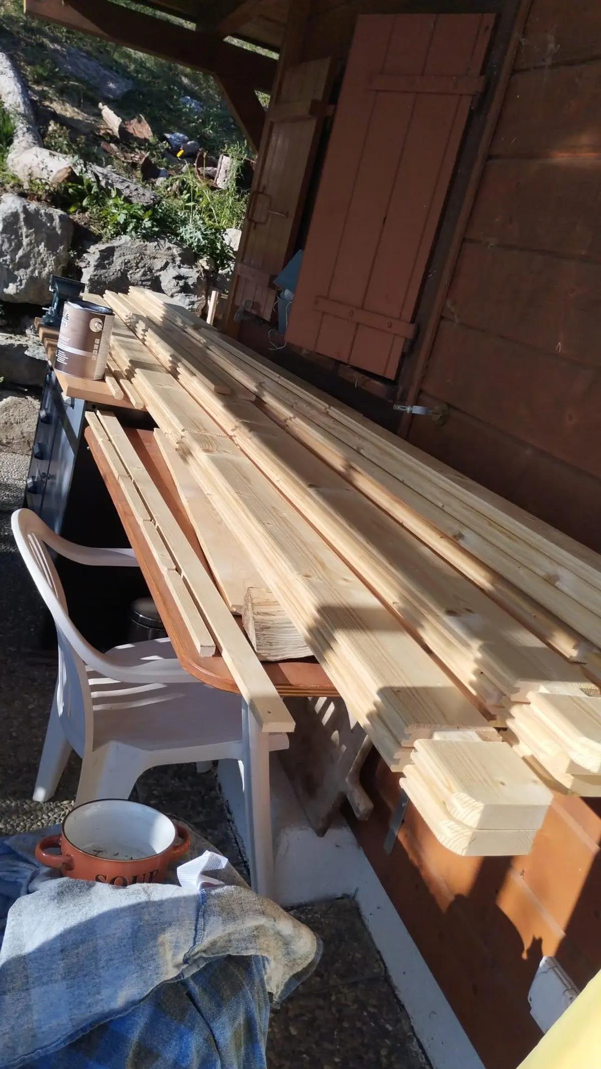 Traitement du bois avant le montage