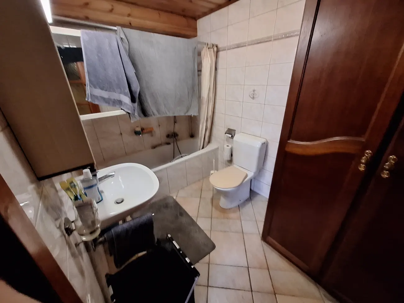 Ancienne salle de bain avant rénovation