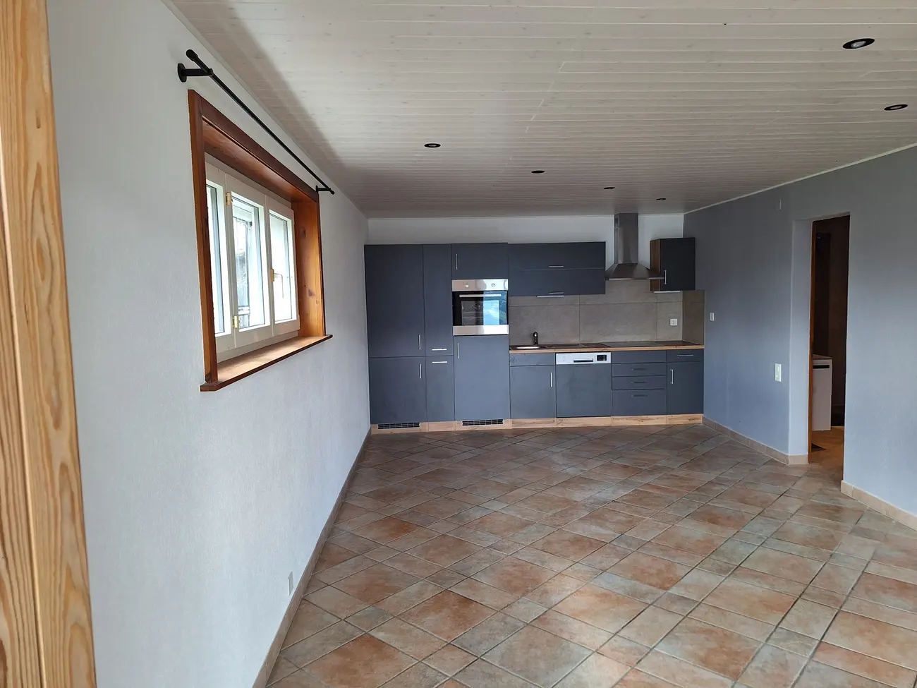 Cuisine neuve vue depuis le salon